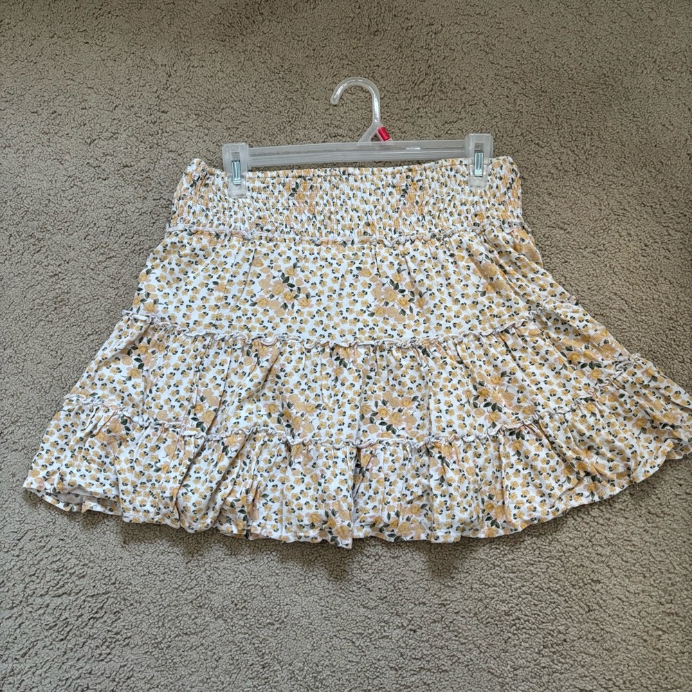 American Eagle ruffled short skirt